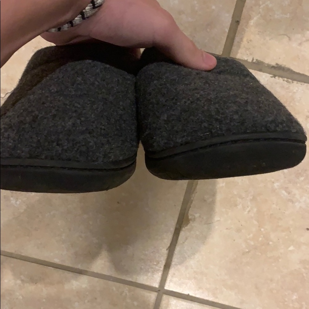 Slippers - Picture 4 of 4